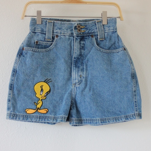 Vintage Pants - Vintage Tweety Bird Shorts